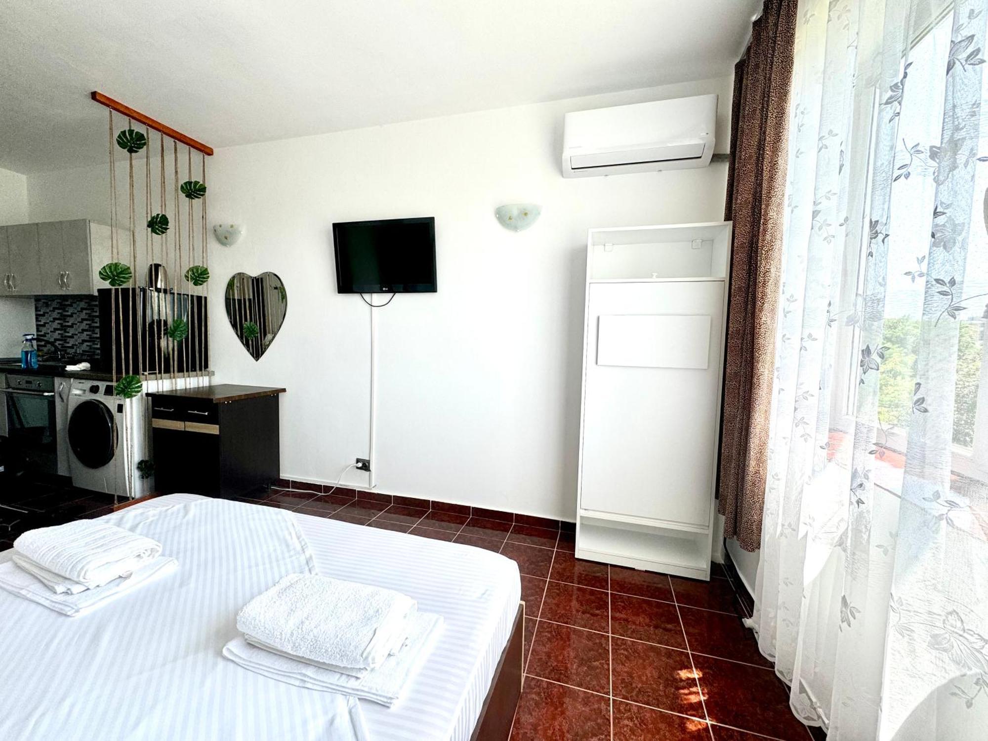 Garsoniera Saturn Apartment Mangalia Exterior photo