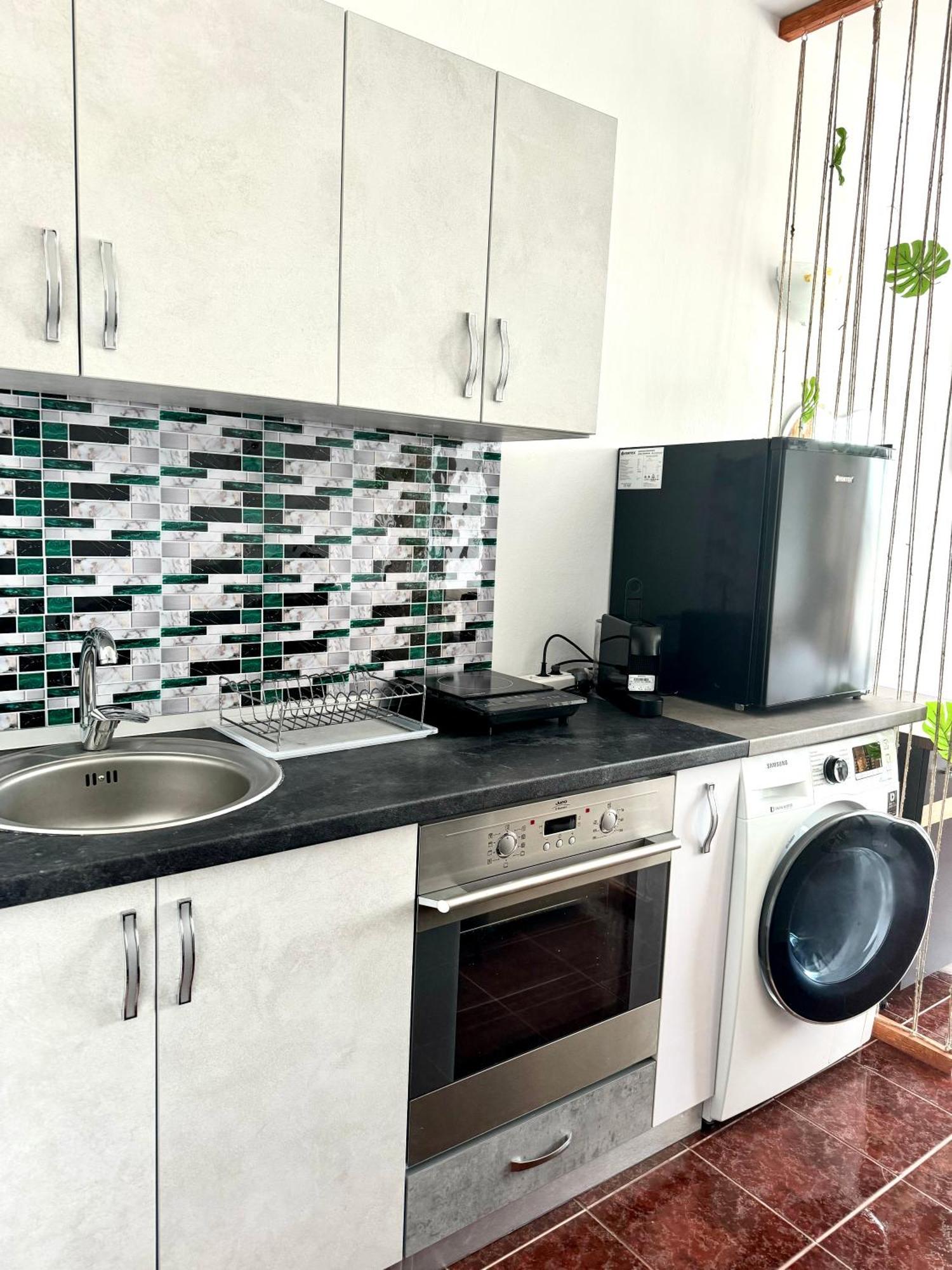 Garsoniera Saturn Apartment Mangalia Exterior photo